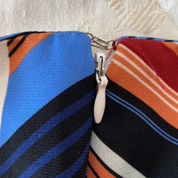 NWT Topshop Retro Vintage-look Multi Stripe Midi Skirt with Slit and Zipper - Picture 9 of 9